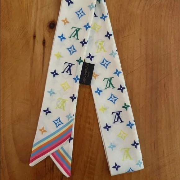 Louis Vuitton Black Multicolor Monogram Scarf - Picture 4 of 6